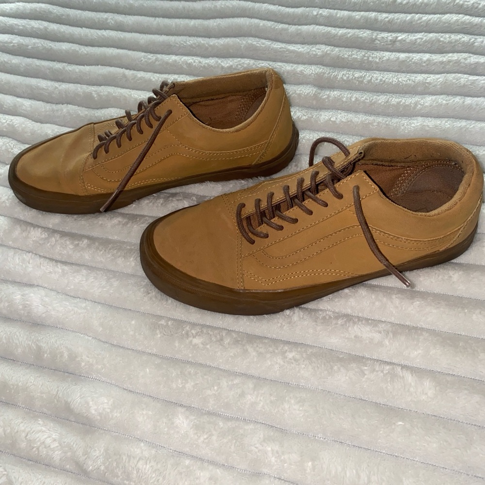 Vans Men's tan sneakers